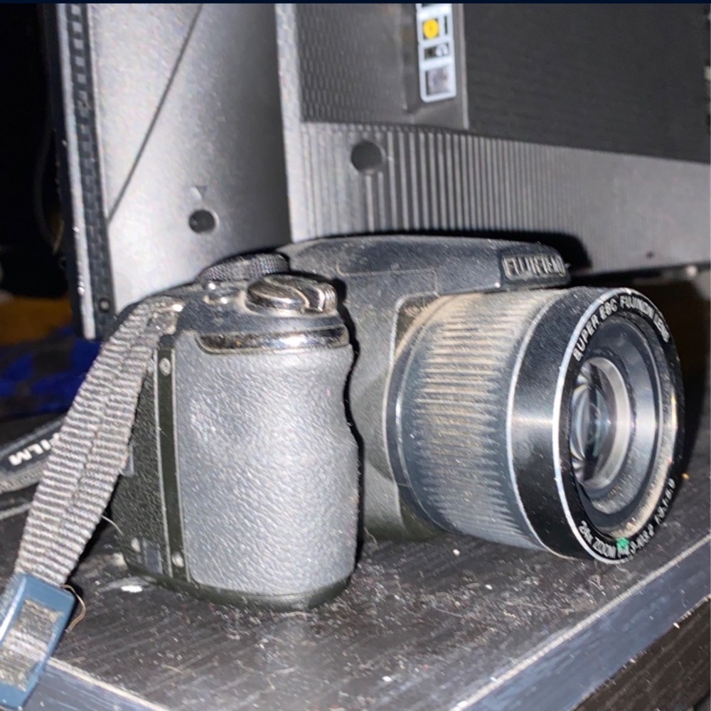 camera - Picture 2 of 4
